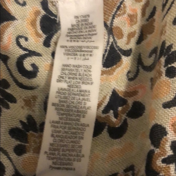 BCBGeneration Scarf Wrap - Picture 8 of 8